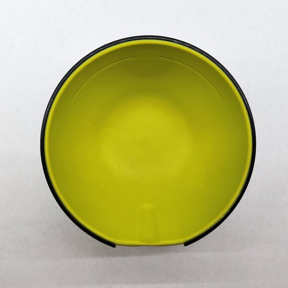 Colourful Nesting Measure Cups with Pour Spout sides - Picture 7 of 11